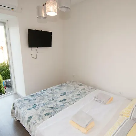 Patricija Appartement *