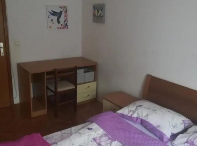 Patricija Apartment *